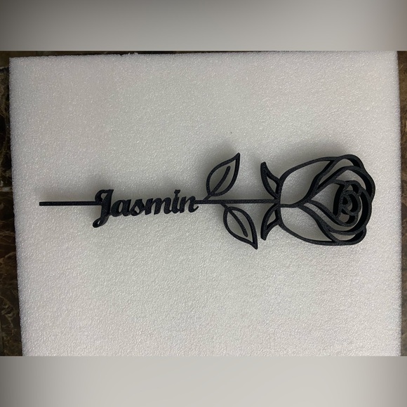 Personalized Name Roses - Picture 2 of 5